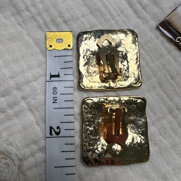Vintage Joel Powell Designs Clip Earrings Gold - Picture 5 of 5